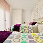 Moderno Piso En El Centro De Roses, Cerca De La Playa - Es-258-176 روساس
